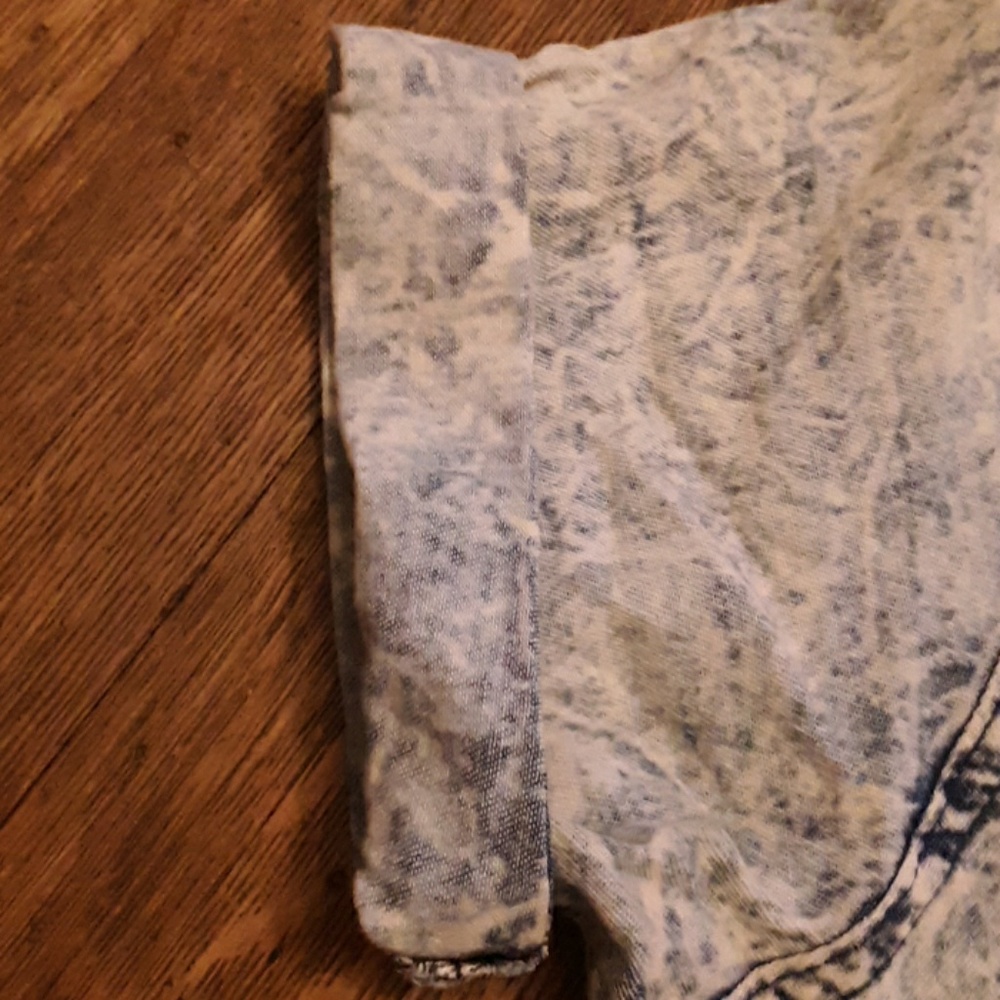 Button Shirt - Picture 4 of 4